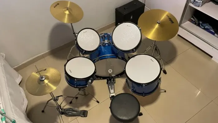 Troco por guitarra ou violão - Bateria Premium Infantil completa + condução