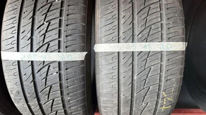 Pneus 275/45/20 marca delinte 