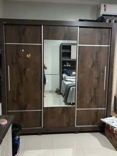 Guarda roupa de casal