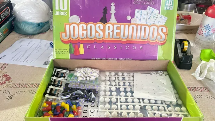 jogos de tabuleiro NIG Brinquedos Clássicos 10 em 1.