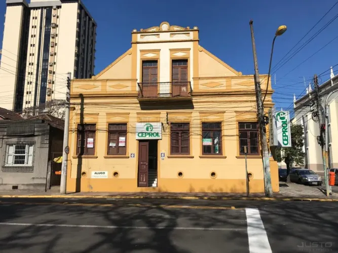 Casa comercial para locação e venda no Centro de São Leopoldo!