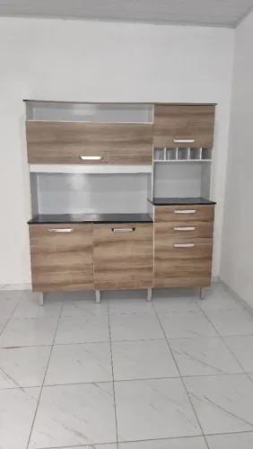 O armário de cozinha completo, NESHER