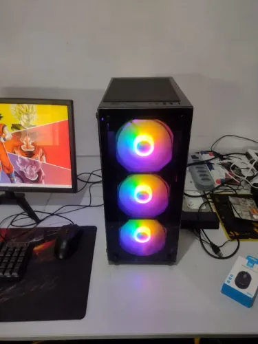 PC Gamer i5 12400F ( Superior ao Ryzen 5 5500 )