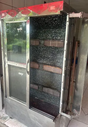 Máquina de frango semi nova