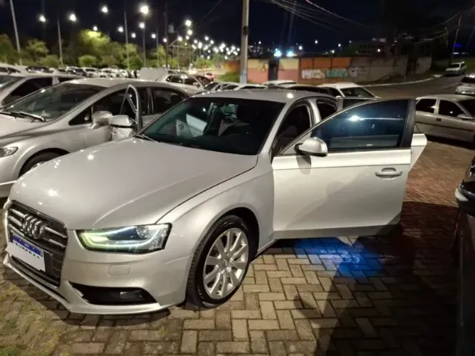 Audi A4 2.0 16V TFSI 183/180cv Multitronic 2014