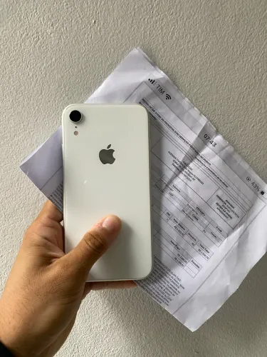 iPhone XR