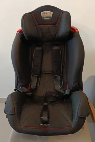 Vendo cadeirinha para carro super conservada, Burigotto Matrix Evolution K