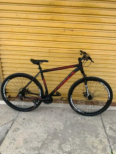 Bicicleta aro 29 com nota só andar