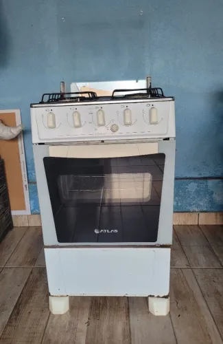 Vendo fogão 4 bocas 
