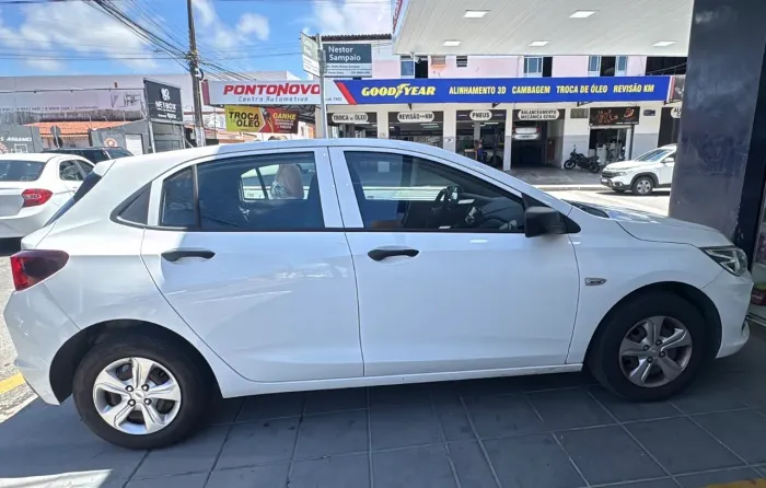 Chevrolet Onix Hatch 1.0 12V Flex Mec. 4P 2021