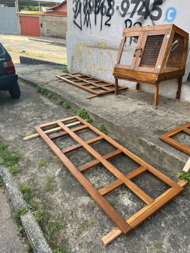 Porta quadriculada madeira ipê