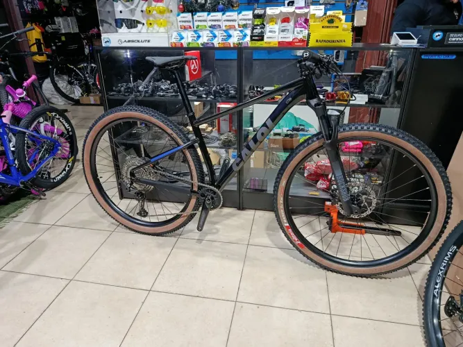 Bicicleta 29 Caloi Explorer evo SL 2026 kit Shimano deore 1x12