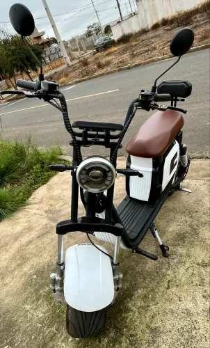Scooter elétrica WD6