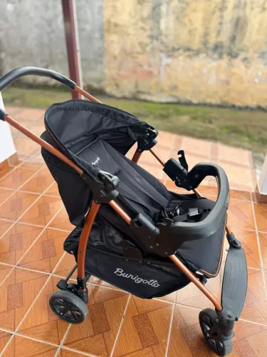 CARRINHO DE BEBÊ