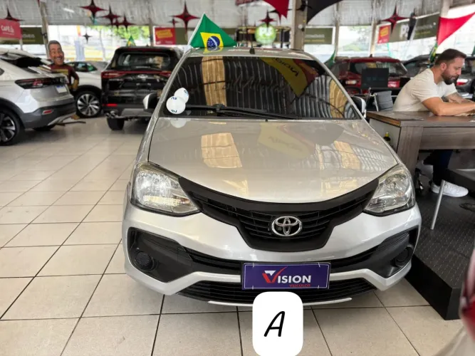 Toyota Etios X Plus Sedan 1.5 Flex 16V 4P Aut. 2020