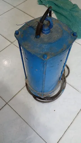 Bomba Sapo / Drenagem de Ferro Fundido (Desapego no Estado)
