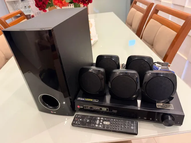HOME THEATER LG 5.1