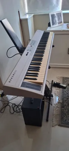 Piano digital Kurzweil SP88