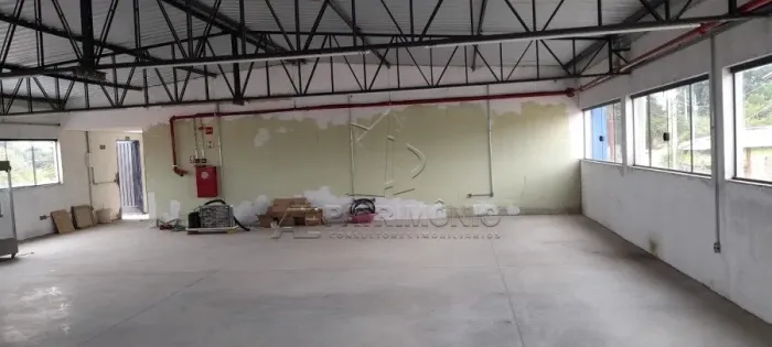 SALÃO ASSOBRADADAO COM 200M² - ARAÇOIABA DA SERRA