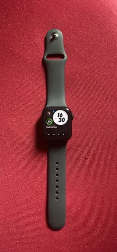 Apple Watch SE (GPS) (2ª Geração)
