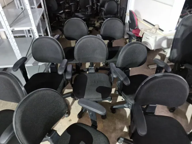 Cadeiras de tecido semi nova