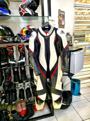Macacão Dainese 54 Eur aspide pró impecável