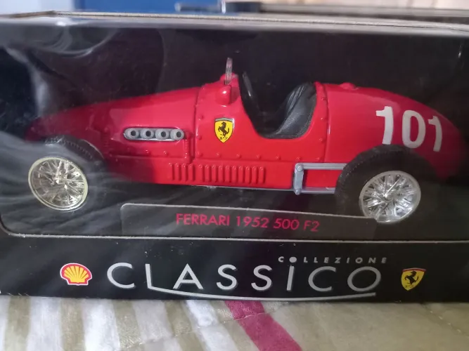 Miniatura Ferrari 1952 500 F2 escala 1/43