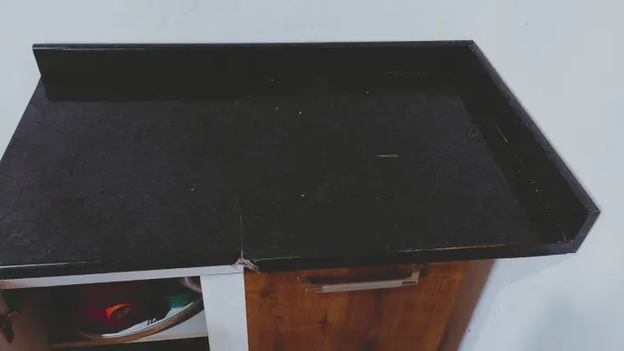 Balcão de cozinha pedra de mármore apê.as 80,00 aceito cartão acréscimo da máquina