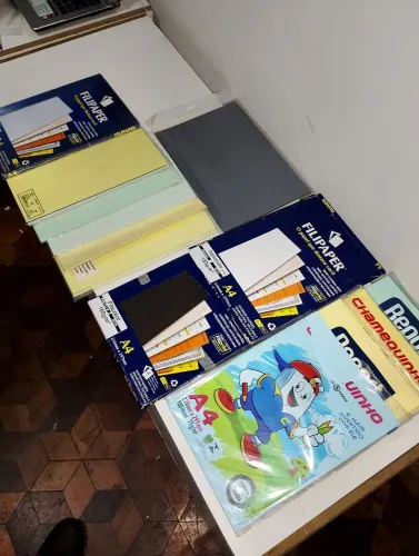 Papel A4 kit com vários modelos todos da foto