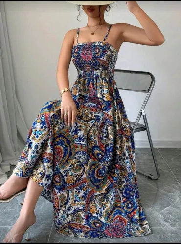 Vendo vestido novo shein