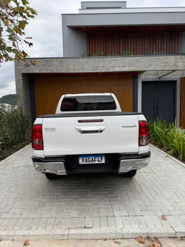 Toyota Hilux CD SR 4X4 2.8 TDI Diesel Aut. 2020