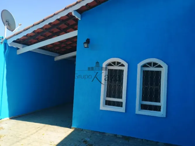 Casa - Jardim Cruzeiro do Sul - 2 Dormitórios - 65,80m².