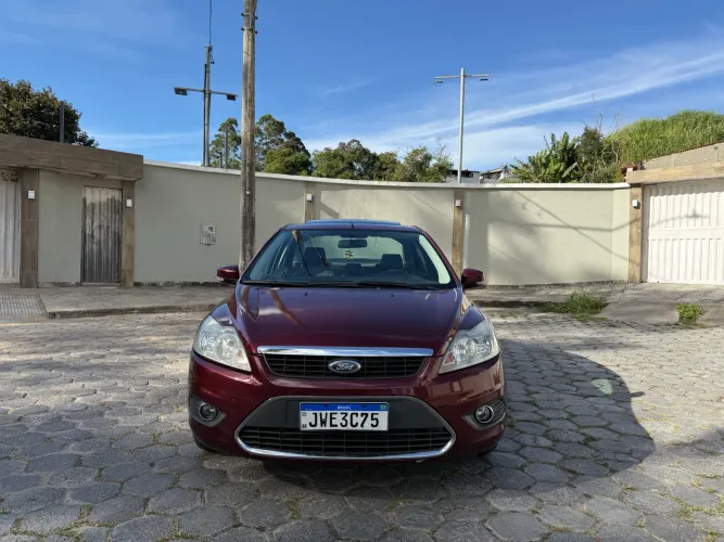 Ford Focus Ghia Sed. 2.0 16v/2.0 16V Flex AUT 2010