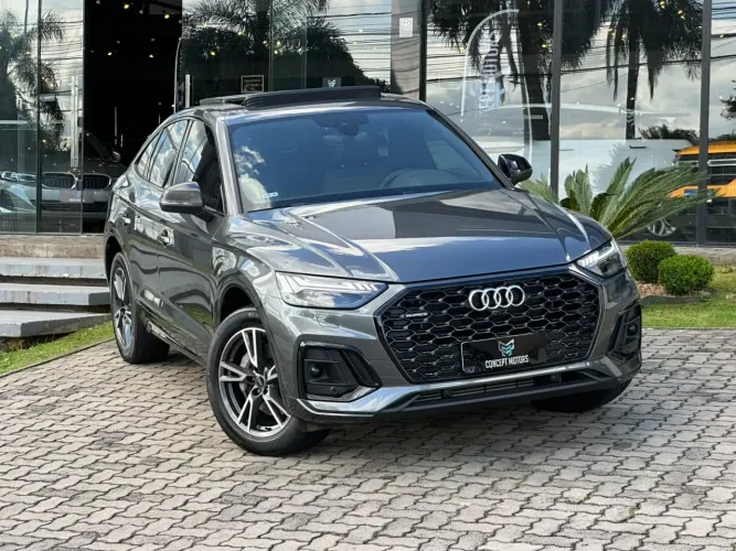 Audi Q5 Perf. Black 2.0 TFSIe S.tr. QT (hib.) 2024