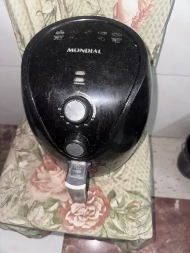 Vendo uma air fryer