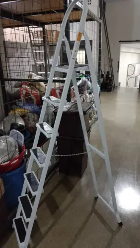 Escadas em aço carbono, 3,5 e 7 degraus
