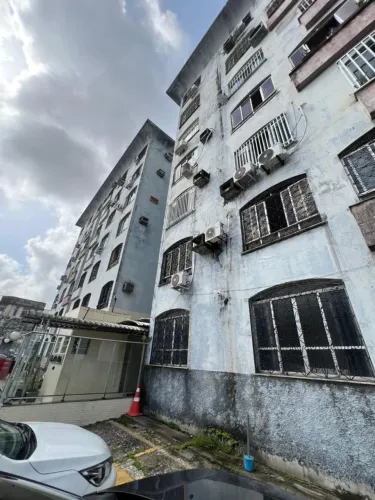 Apto semi mobiliado, 106m², 3/4, no Ed. Abílio Velho