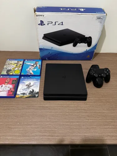 PS4 Slim 500GB Completo + Caixa + 4 Jogos (FIFA 17/19/20 + Horizon)