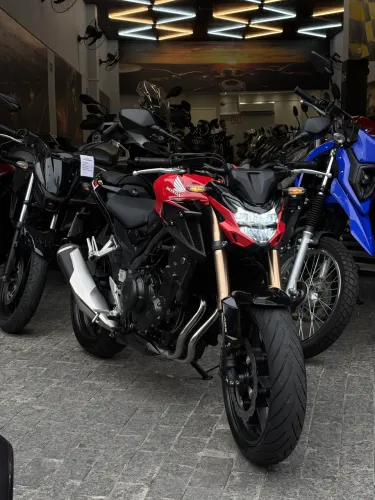 HONDA CB 500 F