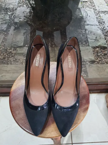 Scarpin Arezzo - Preto - 39