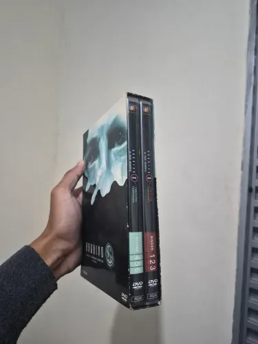 Arquivo X - Temporadas 1 e 3 completas (12 discos)