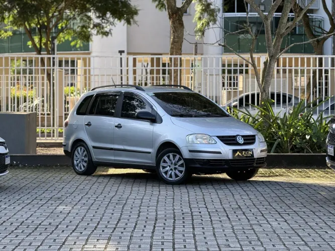 Volkswagen Spacefox 1.6/ 1.6 Trend Total Flex 8V 5P 2010