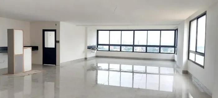 Apartamento de 235m2 à venda no Edifício Infinit, no Jardim Goiás.