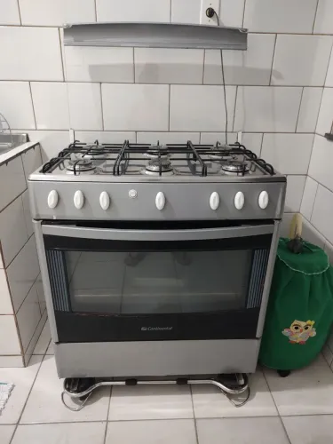 Fogão 6 bocas Continental