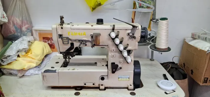 Máquina industrial galoneira