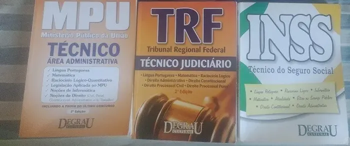 Vendo apostilas de concursos publicos R$ 30,00 cada veja fotos