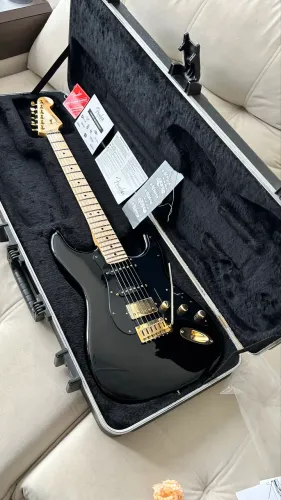 Parece Suhr! Fender USA, ponte Gotoh e SD Seth Lover