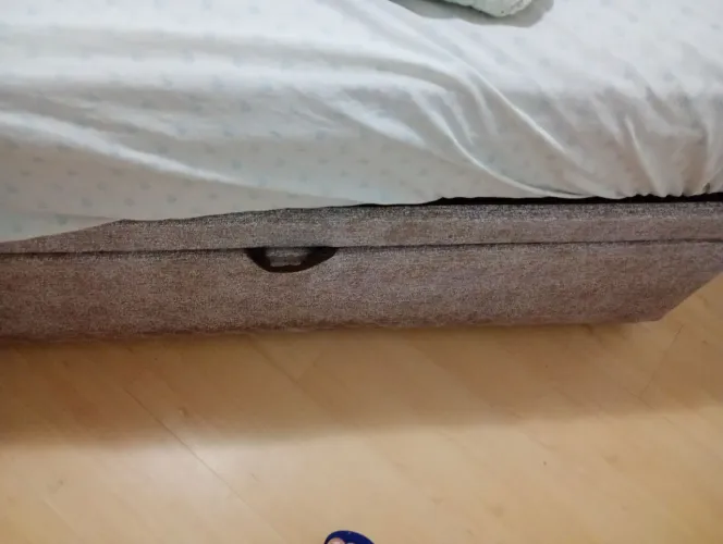 Vendo cama box semi nova e colchao casal 1300