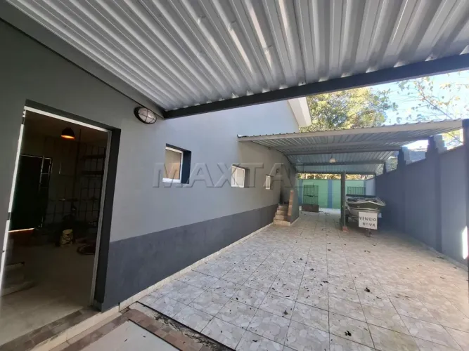 Studio maravilhoso para locação na Serra da Cantareira com 1 Dormitório, 2 Banheiros, 2 va