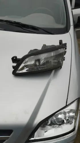 Farol lado esquerdo Chevrolet Astra